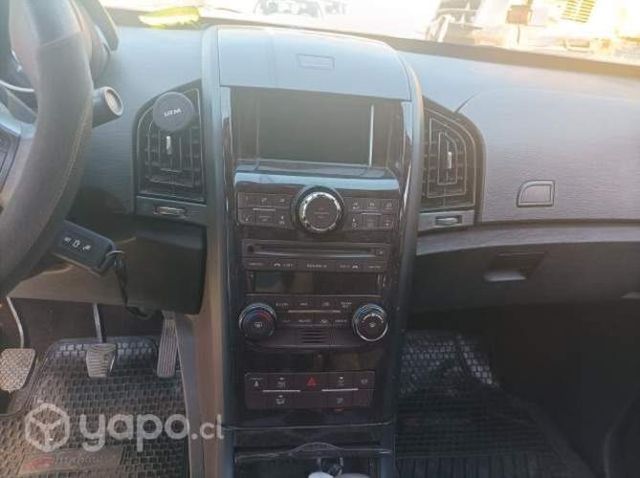 Mahindra xuv500 2014