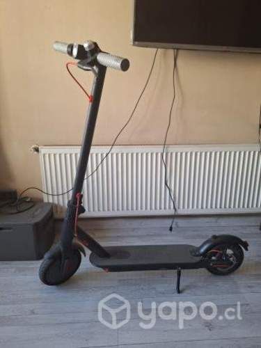 Scooter eléctrico plegable
