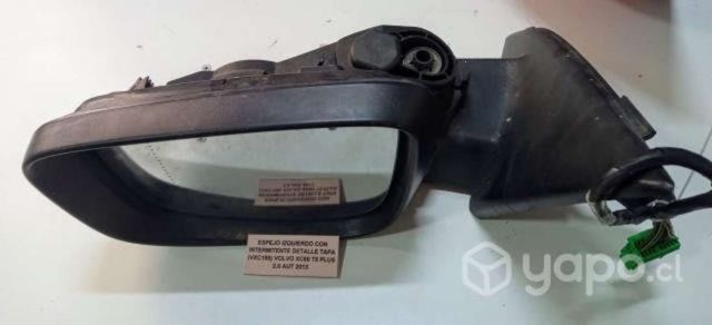 Espejo Izq Con Intermitente Detalle Tapa VOLVO