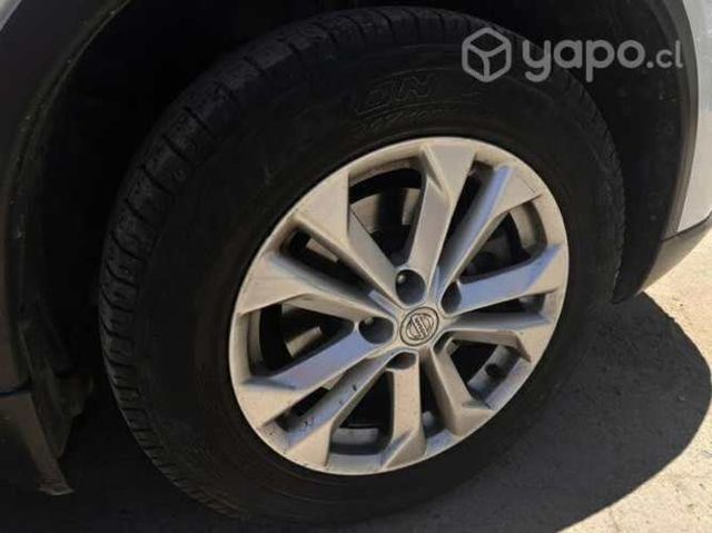 Llantas 17 con neumáticos