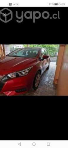 Vendo automovil Nissan Versa 2021