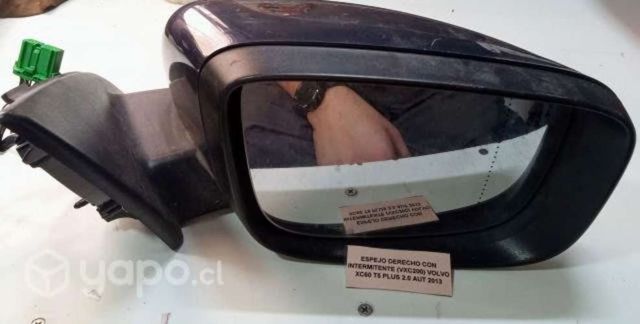 Espejo Derecho Con Intermitente (VXC200) Volvo