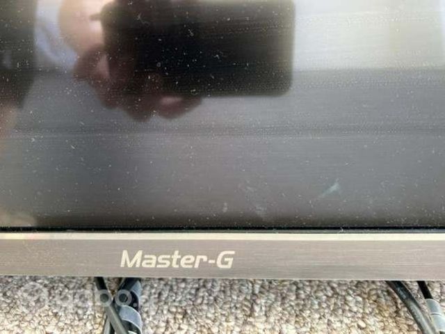 Televisor Smart TV 43 Máster G