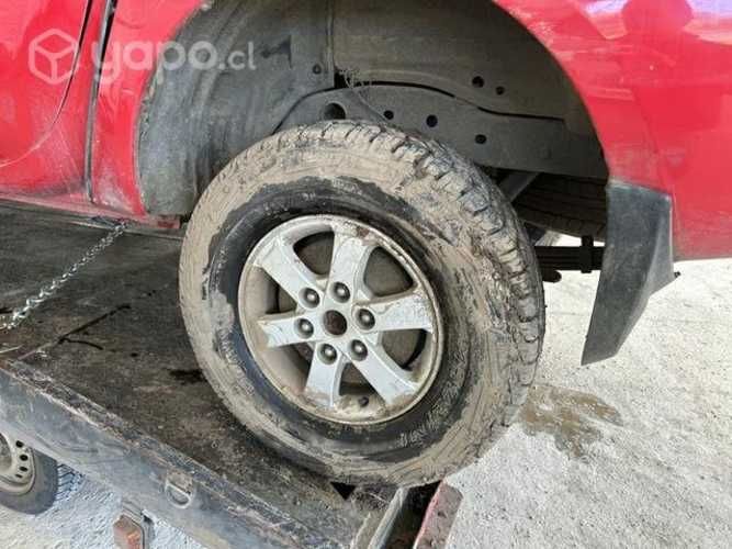 Llantas con neumáticos 90% L200