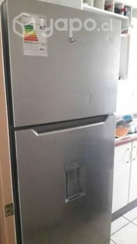 Refrigerador Mademsa, modelo ALTUS 1430