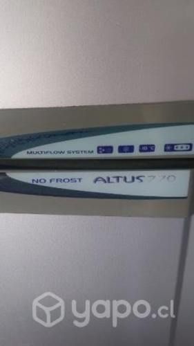 REFRIGERADOR MADEMSA Altus 770