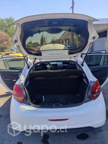 Peugeot 208 Active HDI 1.6 92 hp