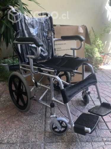 Silla de ruedas geriátrica
