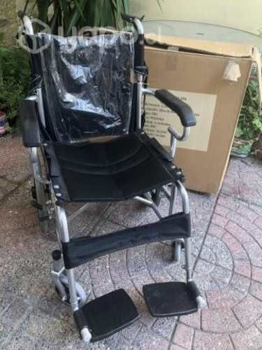 Silla de ruedas geriátrica