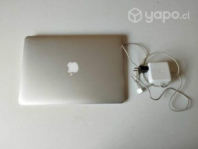 MacBook Air (13-inch, 2017) + cargador