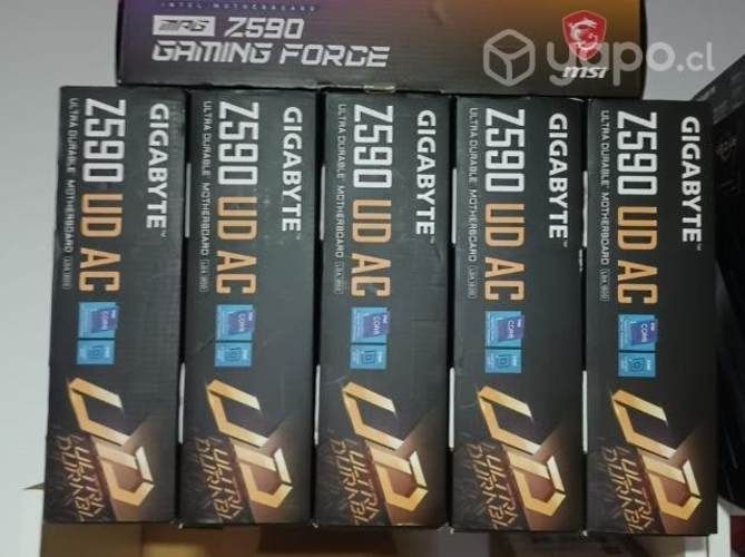 Placa Madre Gigabyte Z590 UD con Wifi