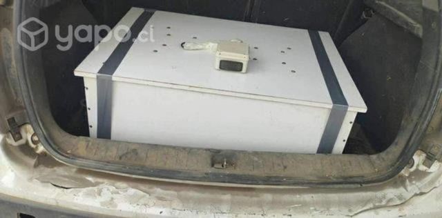 Incubadora capacidad +150 huevos manual grande