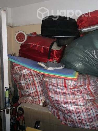 Bolsas con ropa usada