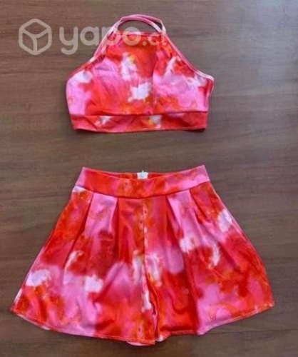 Conjunto crop y short Talla S (nuevo)