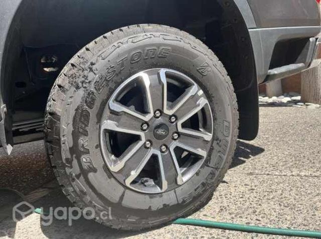 Llantas + Neumáticos Nueva Ford Ranger XLT