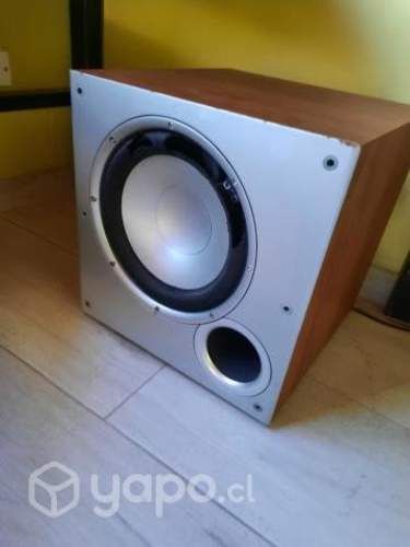 Sub bajo polk audio
