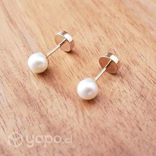 Aros de perla de oro para recién nacido