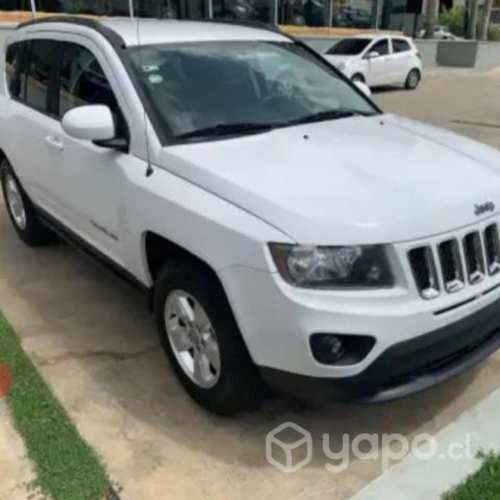 Vendo Jeep en excelente estado. Muy bien cuidado.