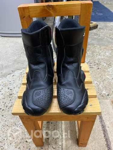 Botas en muy buen estado