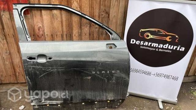 Puerta delantera Rh Chevrolet blazer 2.1