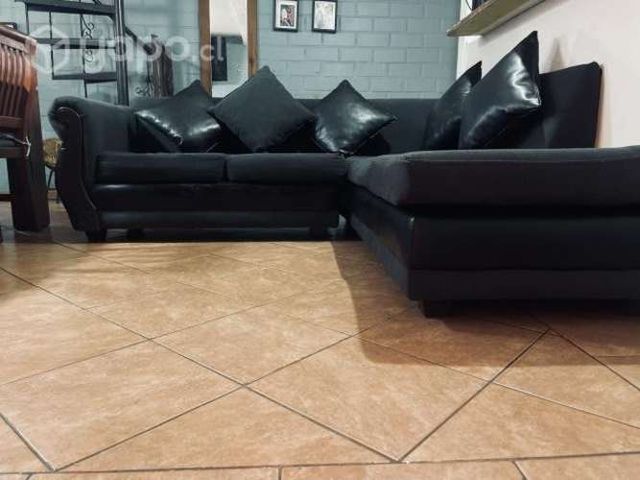 Sofá 100.000 Menos de un año de uso