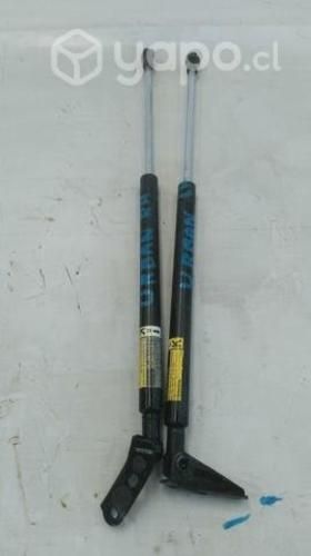 Par amortiguador Toyota Urban Cruiser desarmaduría