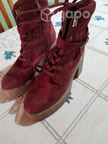 Botas nuevas N°39