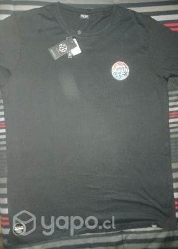 Polera maui & sons xl