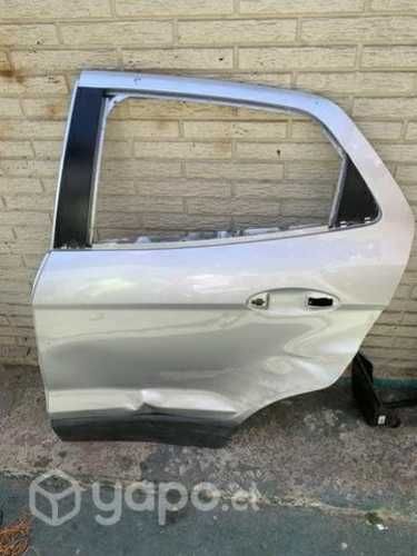 Puerta trasera auto Ford ecosport