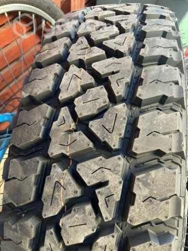 Neumáticos nuevos 225/70 R 17 mt51