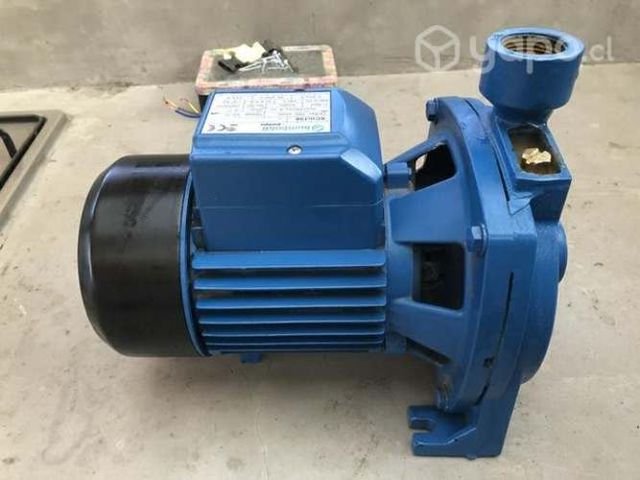 Bomba Centrífuga Humboldt 1 HP con detalle