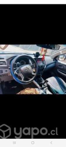 Mitsubishi l200 dakar