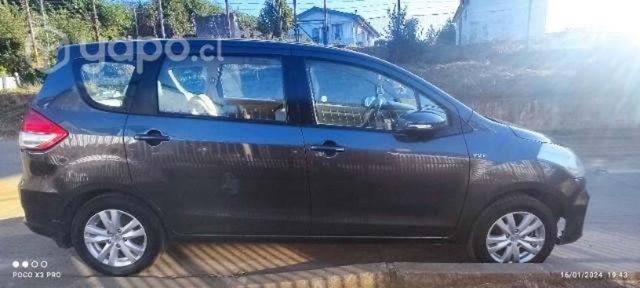 Se vende Suzuki ertiga 2016
