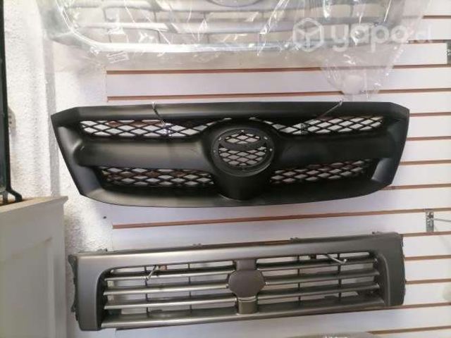 Mascara Toyota hilux