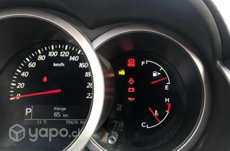 Suzuki grand nomade 2014