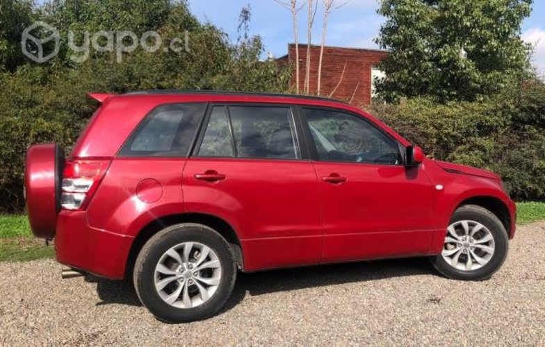 Suzuki grand nomade 2014