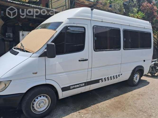 Vendo mi Mercedez Benz Sprinter 313