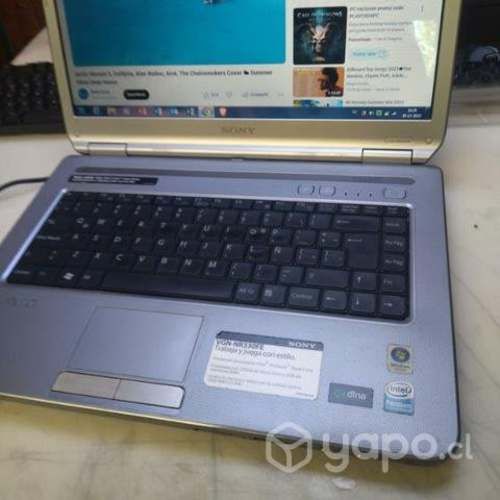 Notebook Sony VGN-NR330FE/320Gb/2G/W7X64/DETALLE