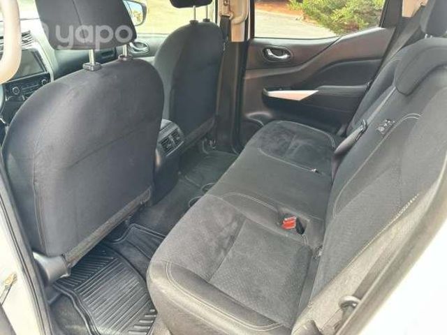 Nissan np300 2021 4x4