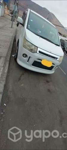 Vagoneta mitsubishi primer dueño 2008