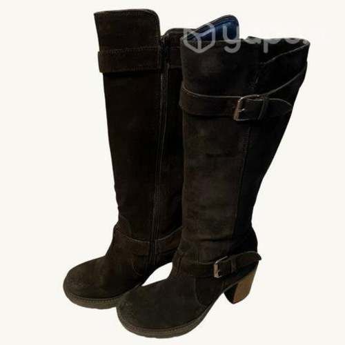 Botas Negras largas para damas talla 36