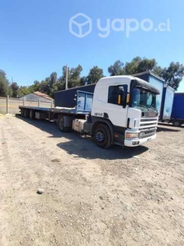 Vendo tracto camion Scania con Rampla