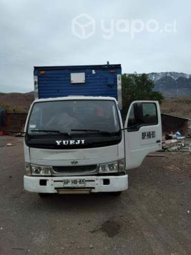Camión YUEJIN modelo nj 1042 mdf año 2008