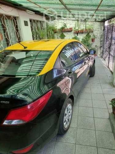 Taxi Hyundai Accent año 2018, turbo Diesel r