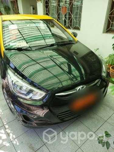 Taxi Hyundai Accent año 2018, turbo Diesel r