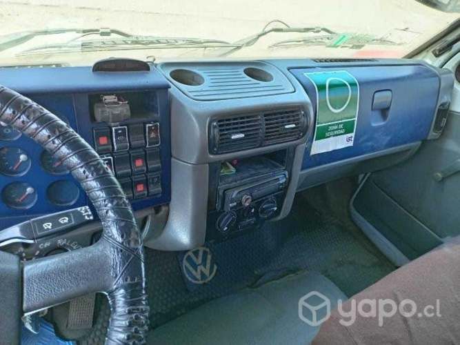 Camion pluma marca wolkswagen