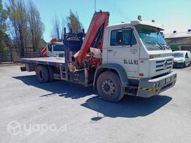 Camion pluma marca wolkswagen