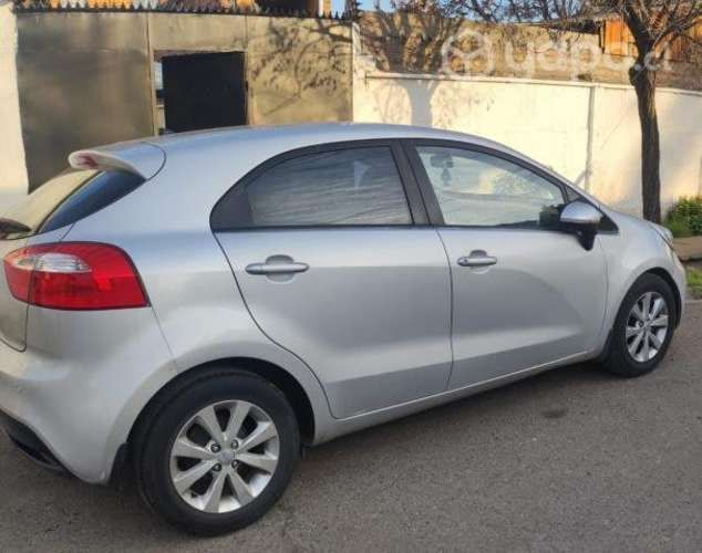 Kia motors rio 2014