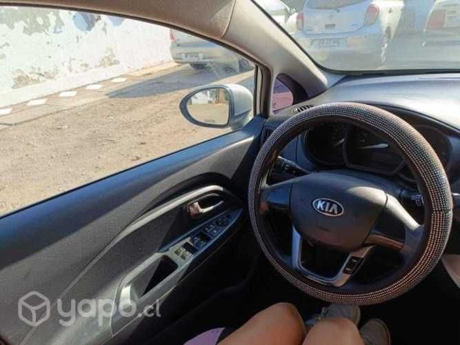 Kia motors rio 2014