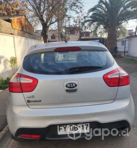 Kia motors rio 2014